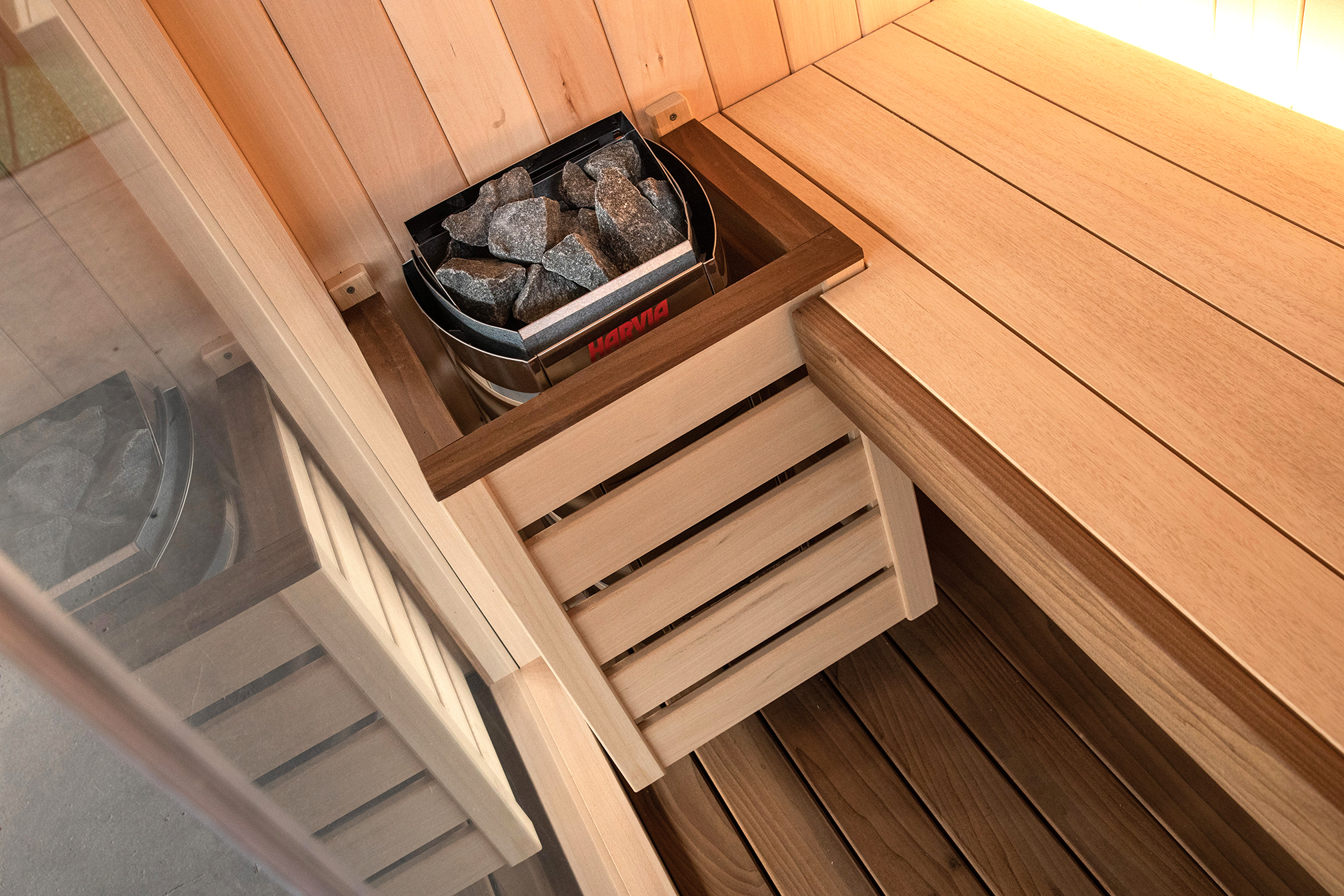 Sauna finlandese Mod.BICOLOR in legno di Tiglio e termotrattato.